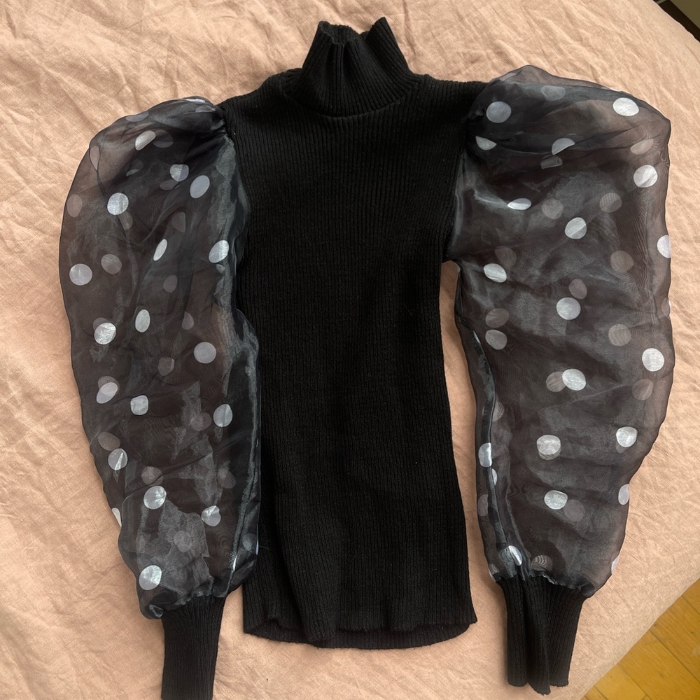 Dolce & Gabanna Puff Sleeve Sweater
